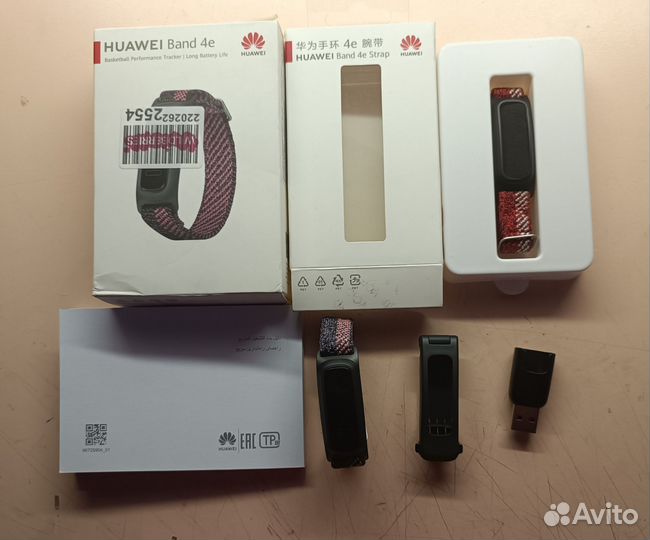 Фитнес браслет. Huawei band 4e