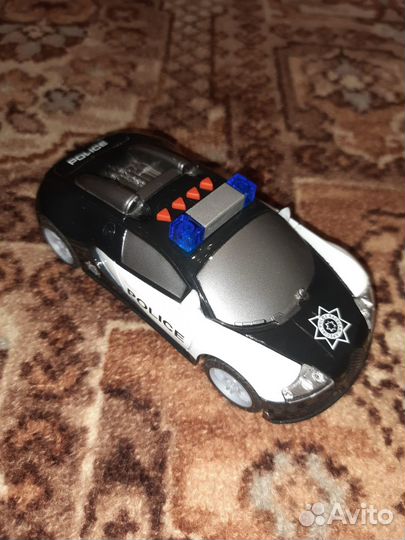 Машинка американской полиции. Звук, свет