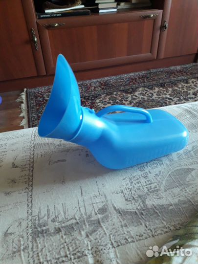 Мочеприемник для лежачих больных универсальный