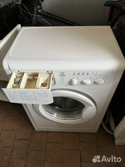 Стиральная машина indesit