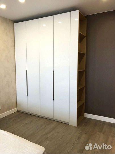 Новый шкаф распашной