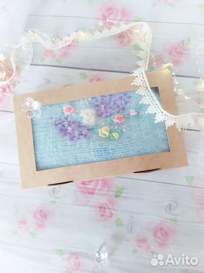 Варежки с вышивкой женские тёплые и пушистые