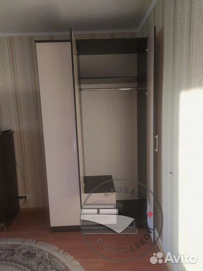 Шкаф распашной