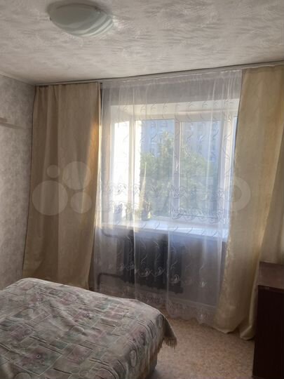 Комната 18 м² в 8-к., 6/9 эт.