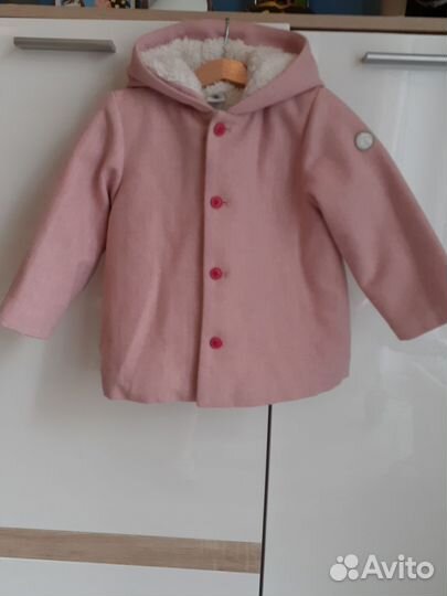 Пальто на девочку 95.petit bateru,комбинезоны