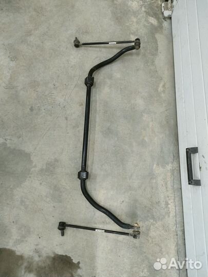 Стабилизатор передний Geely atlas