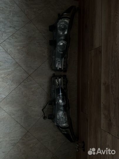 Фары на toyota corolla 180