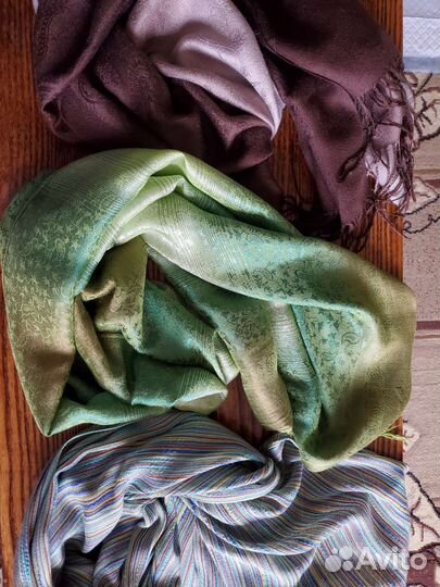 Женский шарф - палантин