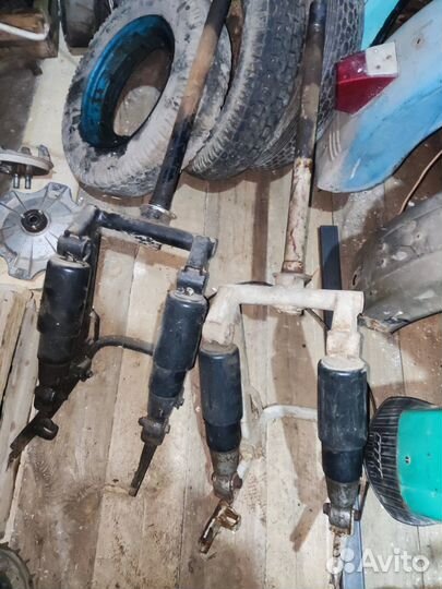 Передняя вилка мотороллера Вятка Электрон