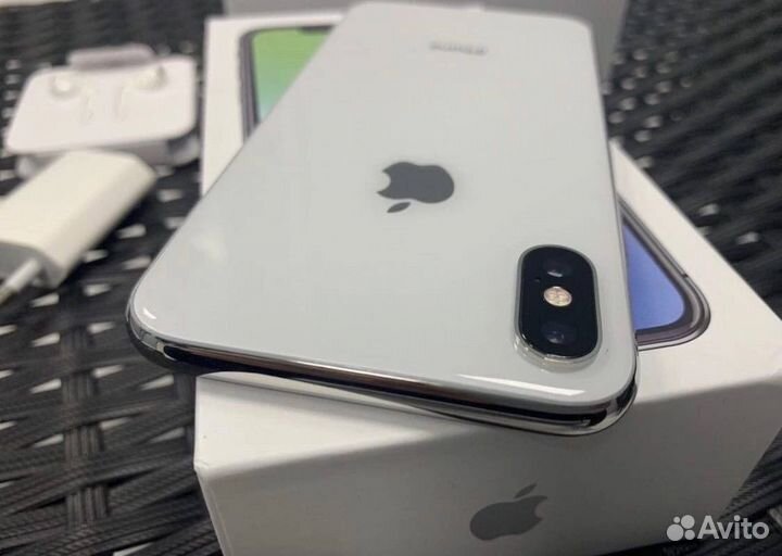 iPhone X, 256 ГБ