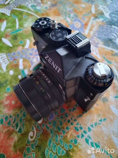 Новый фотоаппарат Зенит 11 с Гелиос-44М-4