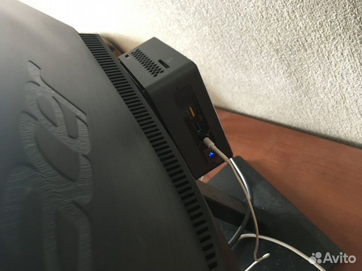 Компьютер NUC7pjyh