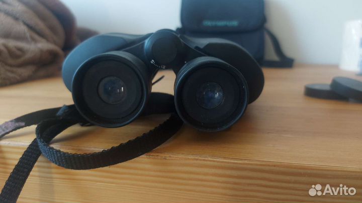 Бинокль Olympus 8-16x40 zoom dps i