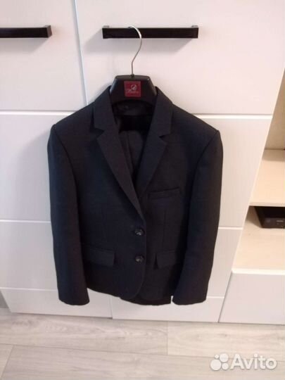 Школьный костюм 