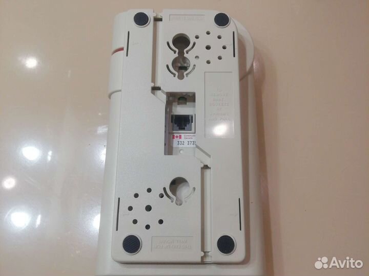 Телефон кнопочный ретро