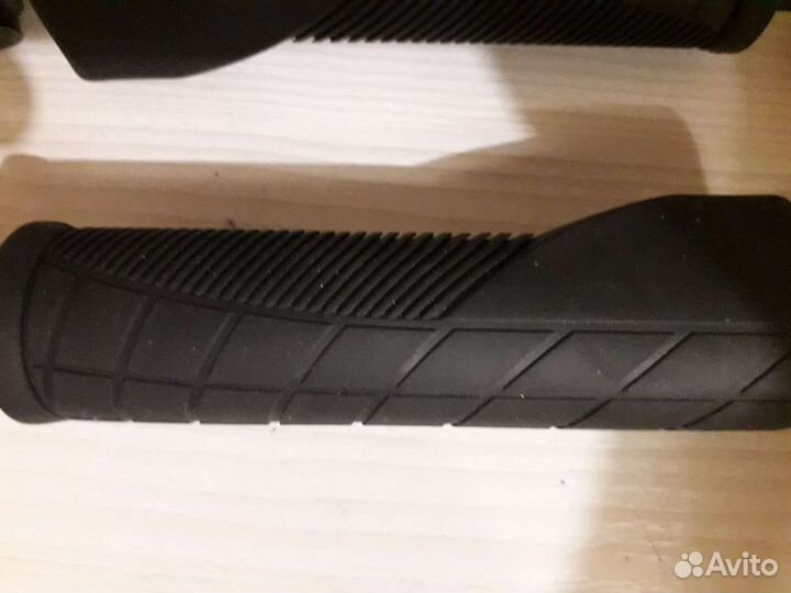 Грипсы для велосипеда