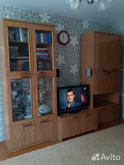 Мебельная стенка бу