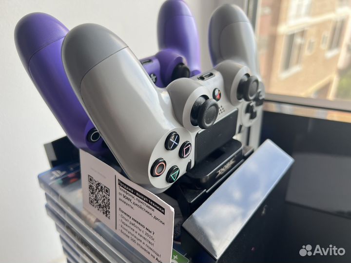 Sony PS4 Fat в черном цвете + подписка ps plus