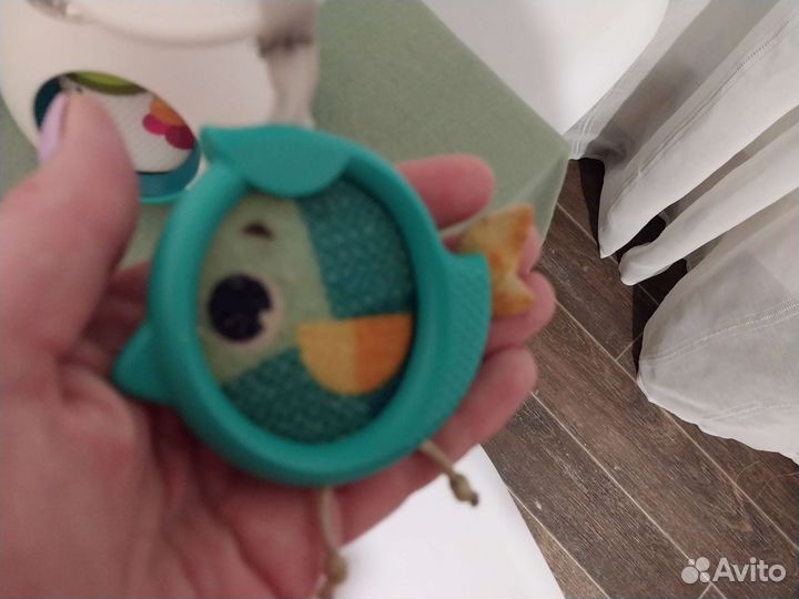 Развивающая игрушка карусель 0+