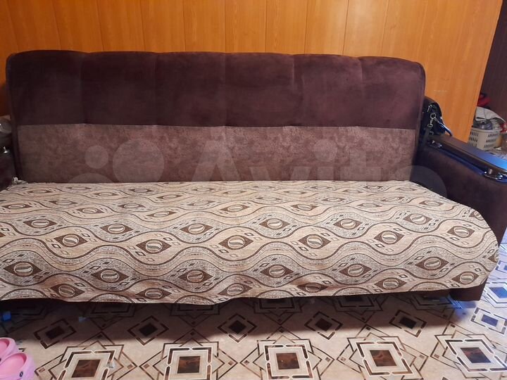 3-к. квартира, 100 м², 1/1 эт.