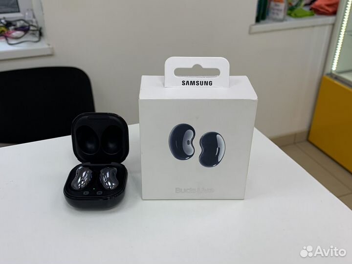 Блютуз наушники Samsung Buds Live