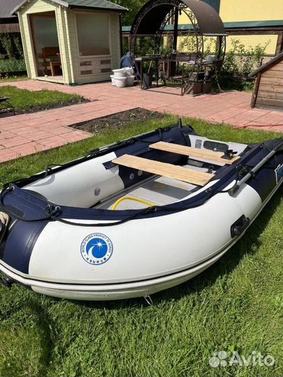 Лодка пвх Stormline Adventure Standard 340