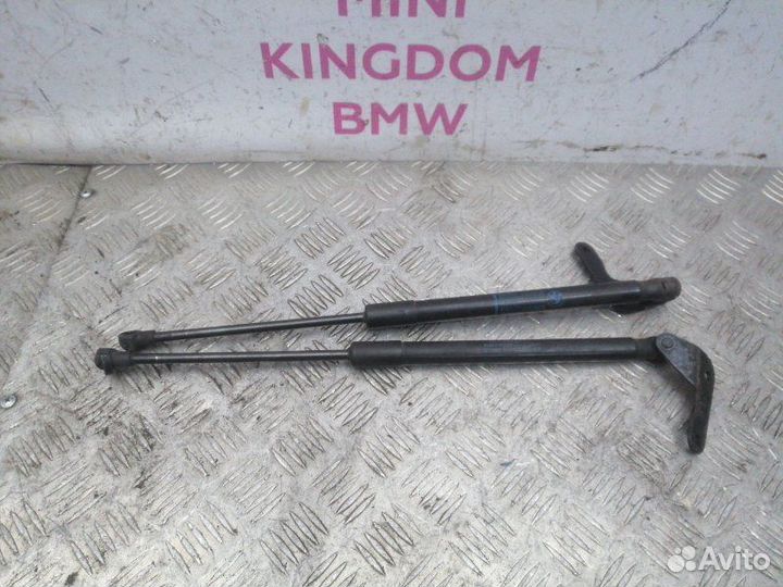 Амортизатор багажника Bmw 1-Series E87 N45B16