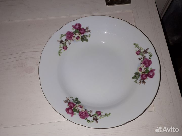 Тарелки 2 штуки