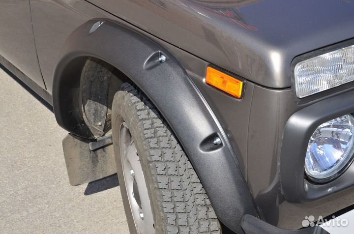 Расширители арок Нива 2131 крепление на болтах