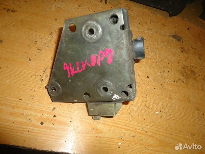 Катушка зажигания Форд Эскорт 1,6i