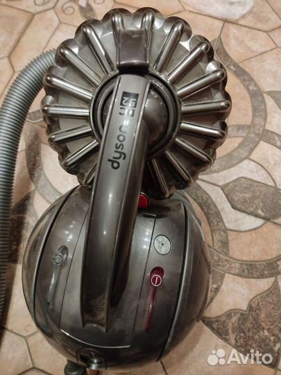 Пылесос Dyson DC 52, cinetik, animal complete