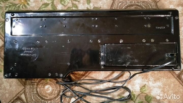 Музыкальный синтезатор 