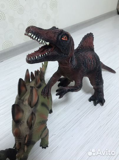 Резиновые динозавры со звуковым эффектом