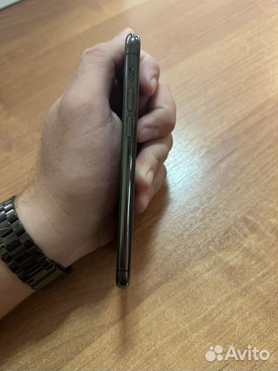 iPhone 11 Pro, 64 ГБ