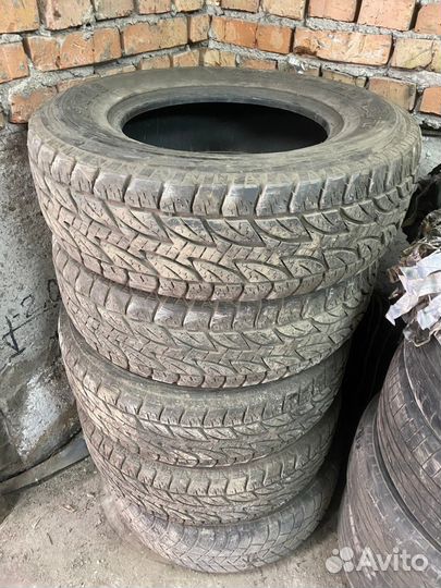 Bridgestone Dueler A/T 245/70 R16