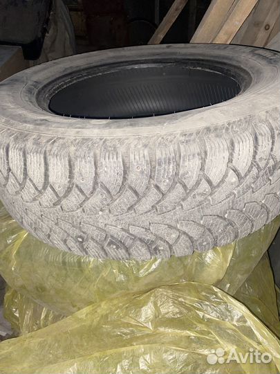 Nokian Tyres Hakkapeliitta 10p SUV 235/65 R17