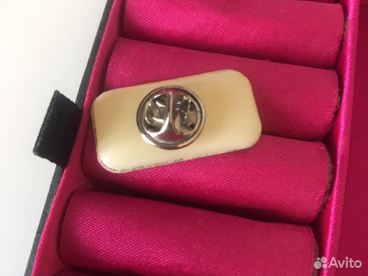 Значок Макдоналдс 20 лет