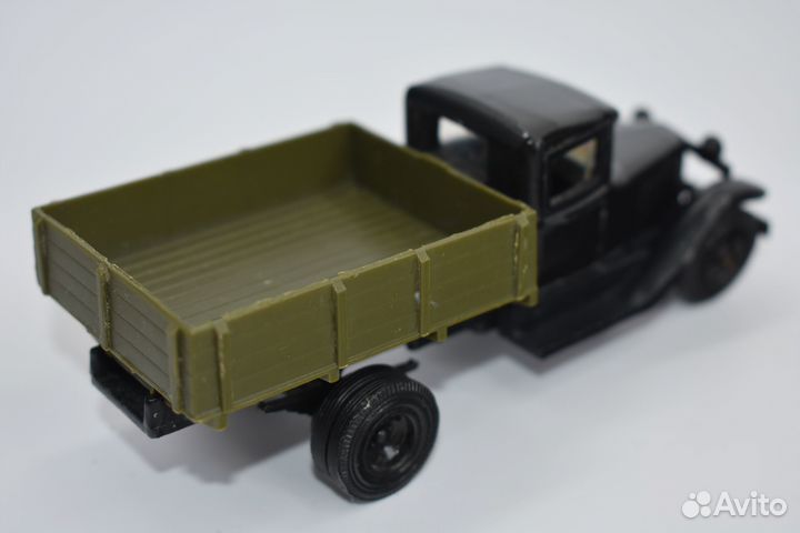 Газ аа Модель 1:43