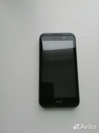 Мобильный телефон б/у HTC