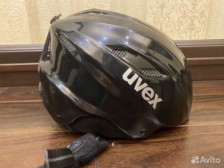 Шлем горнолыжный Uvex