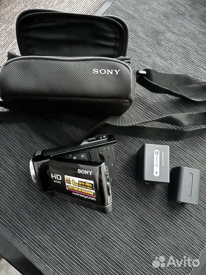 Видеокамера Sony HDR-CX100E