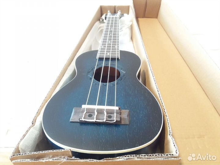 Электро-акустическая скрипка с подключением 4/4