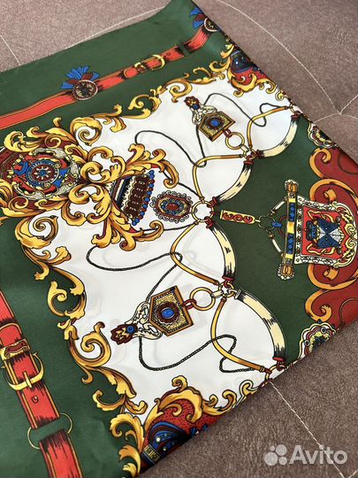 Шелковый платок