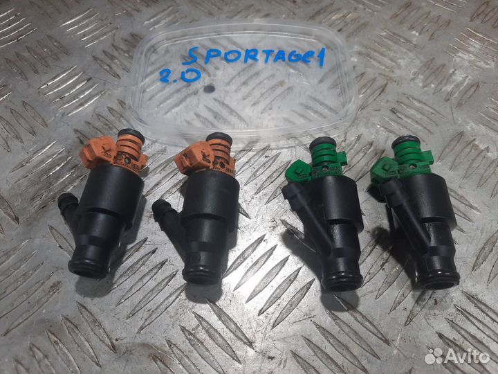 Форсунка топливная Kia Sportage 1 2.0 FE 16V