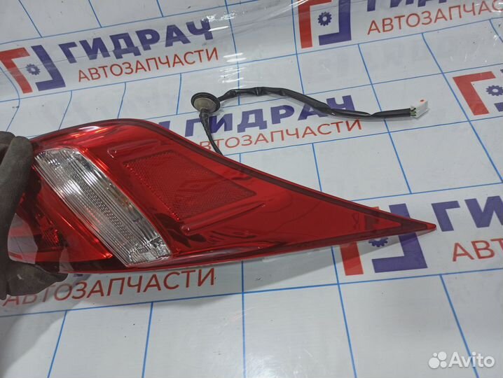 Фонарь задний наружный правый Lexus IS250 (XE30) 8