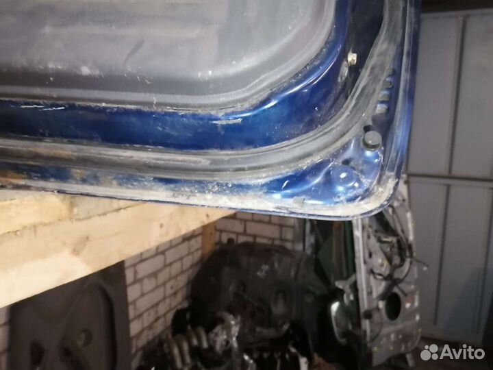 Дверь передняя правая mitsubishi colt 5