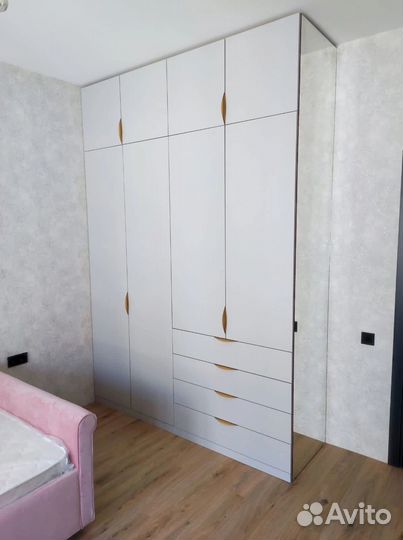 Шкаф стенка в гардеробную