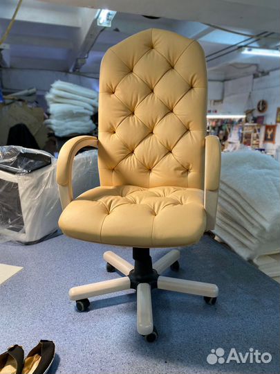 Кресло в кабинет