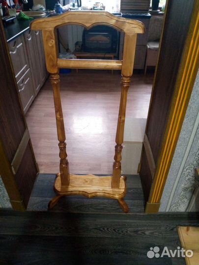 Вешалка напольная деревянная ручная работа