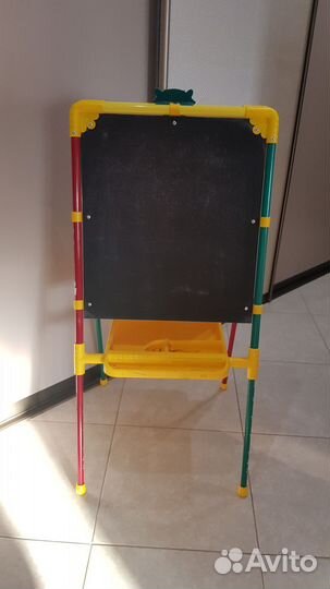 Мольберт детский двухсторонний